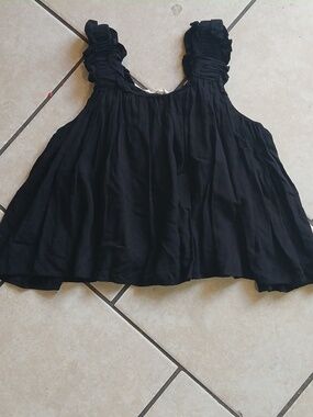 PINK RIPPLE Womens Size S Black Ruffled Strap Crop Top